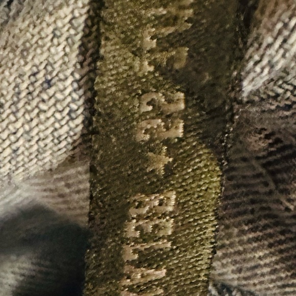 Men's Twenty X Jeans Denim. Have a few stains and loose patched loop . - Picture 4 of 7